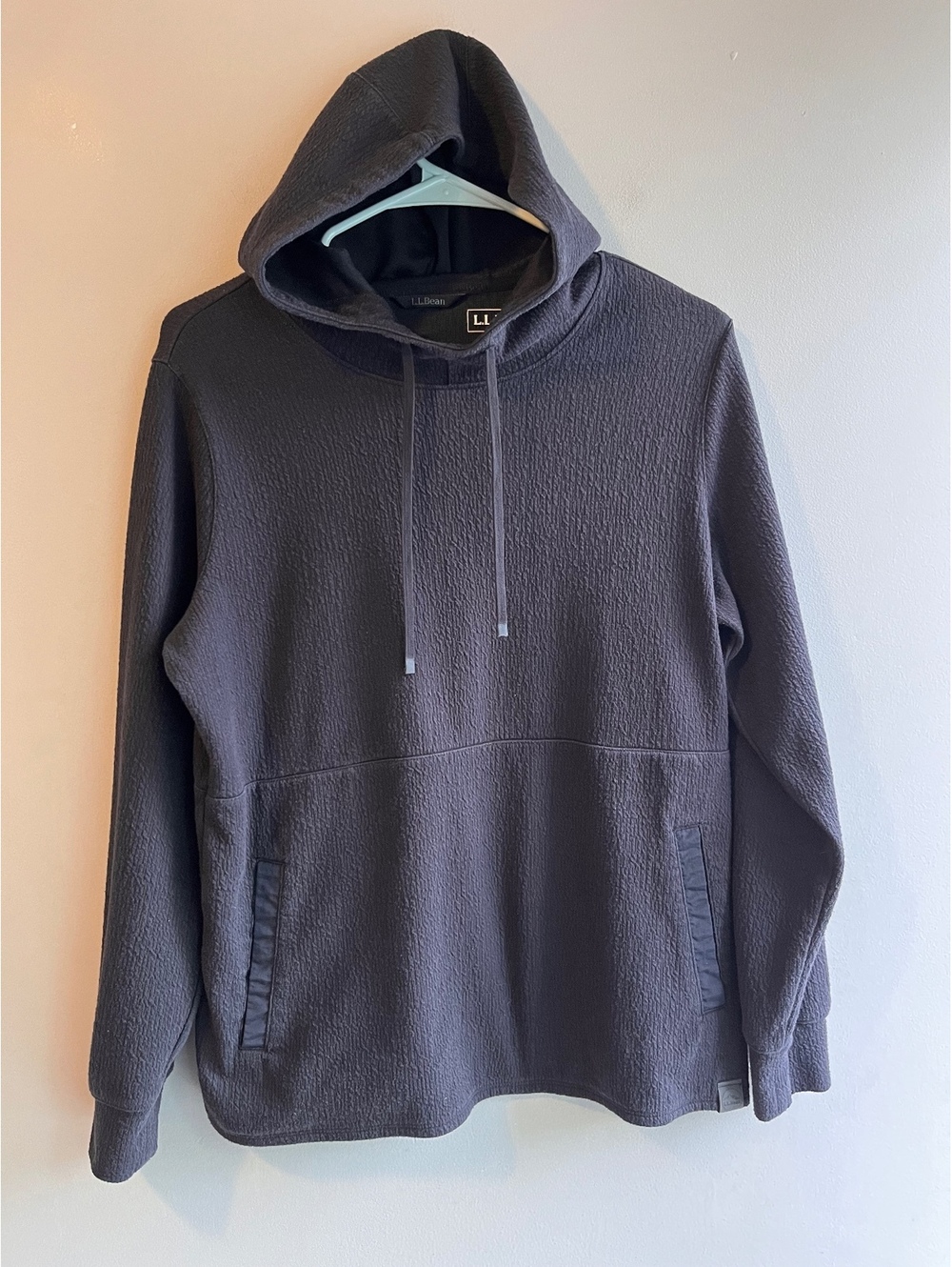 LL Bean Black Pullover Lightweight Activewear Hoodie